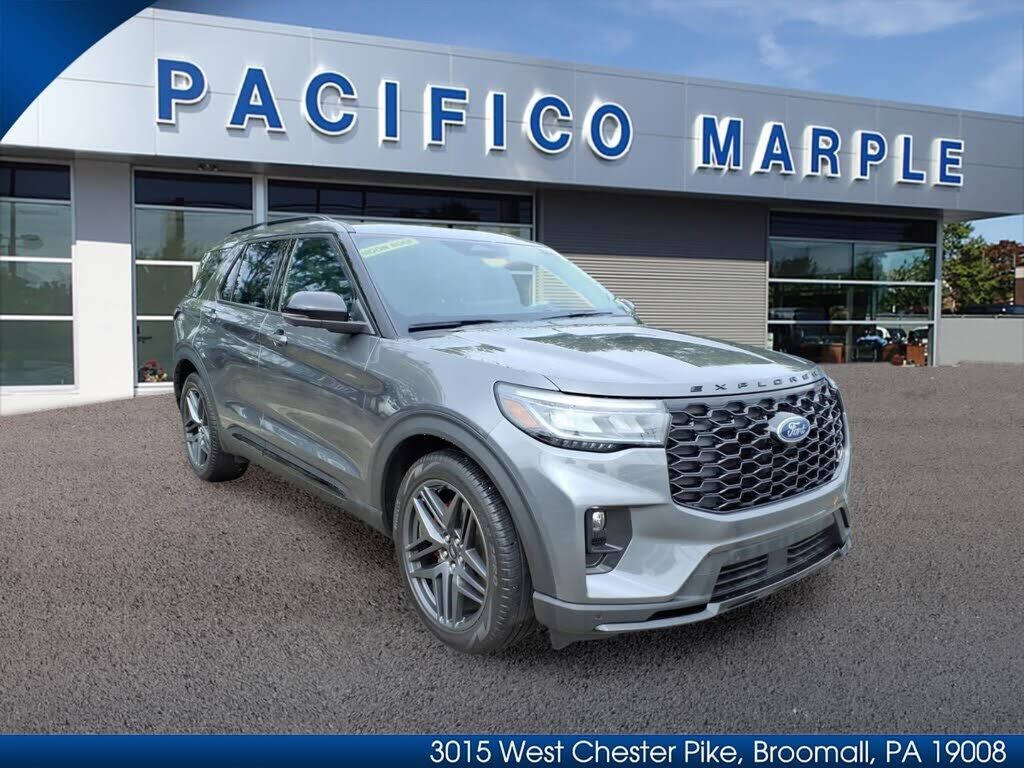 2025 FORD Explorer