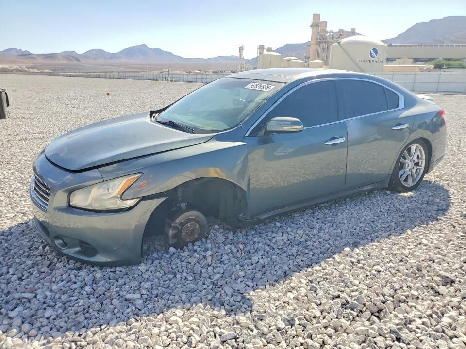 2011 NISSAN Maxima