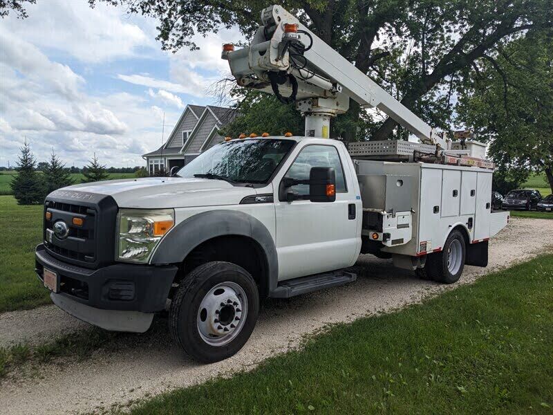 2012 FORD F-550