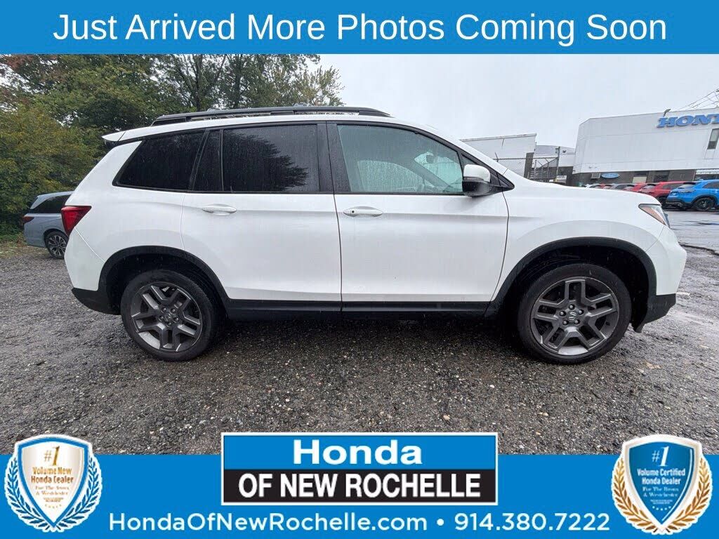 2023 HONDA Passport