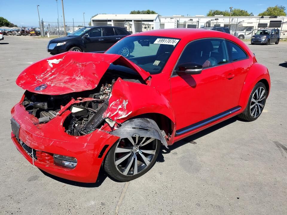 2012 VOLKSWAGEN Beetle