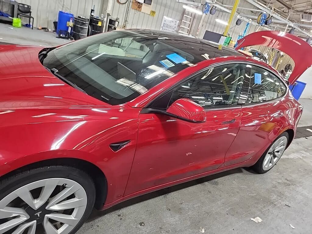 2021 TESLA Model 3