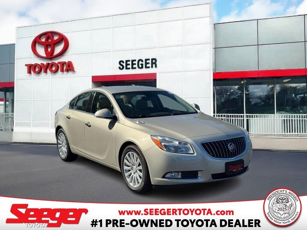 2013 BUICK Regal
