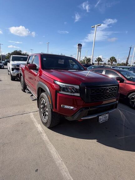 2023 NISSAN Frontier