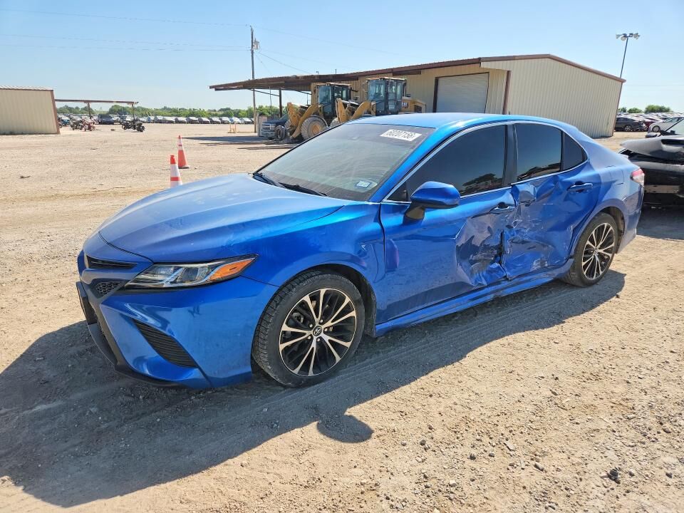 2018 TOYOTA Camry