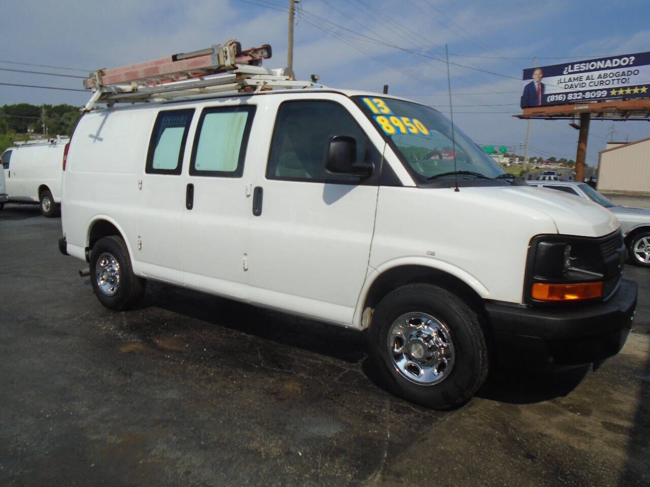 2013 CHEVROLET Express
