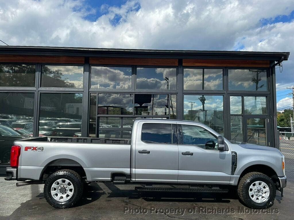 2024 FORD F-250