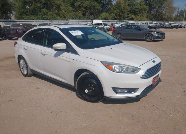 2017 FORD Focus