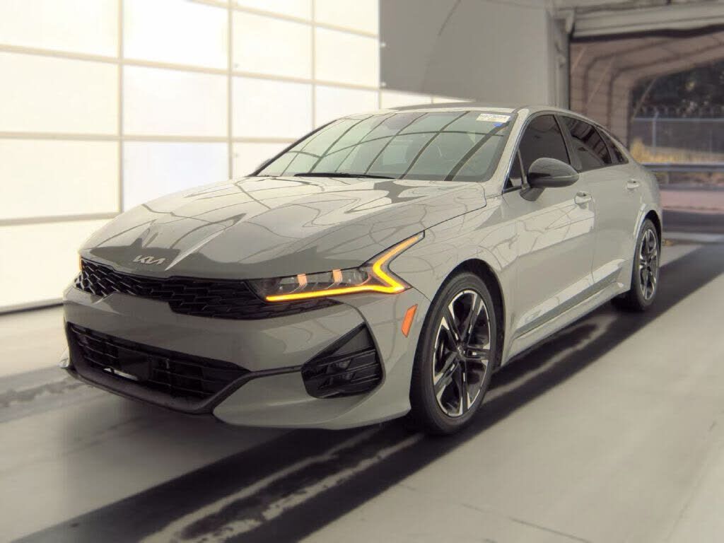2021 KIA K5