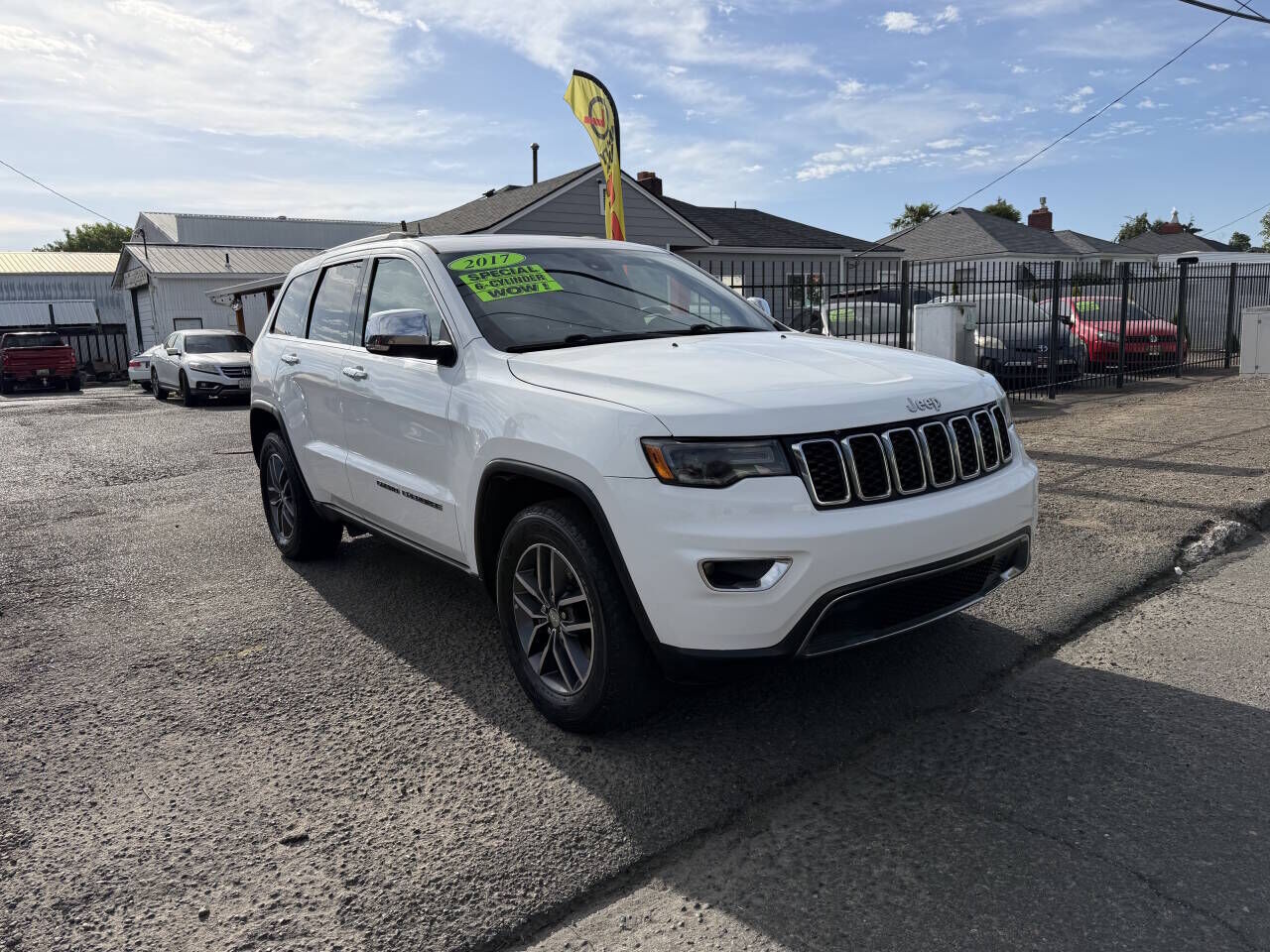 2017 JEEP Grand Cherokee