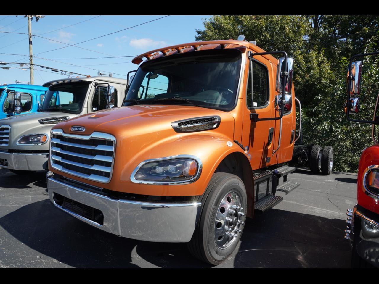 2027 FREIGHTLINER M2