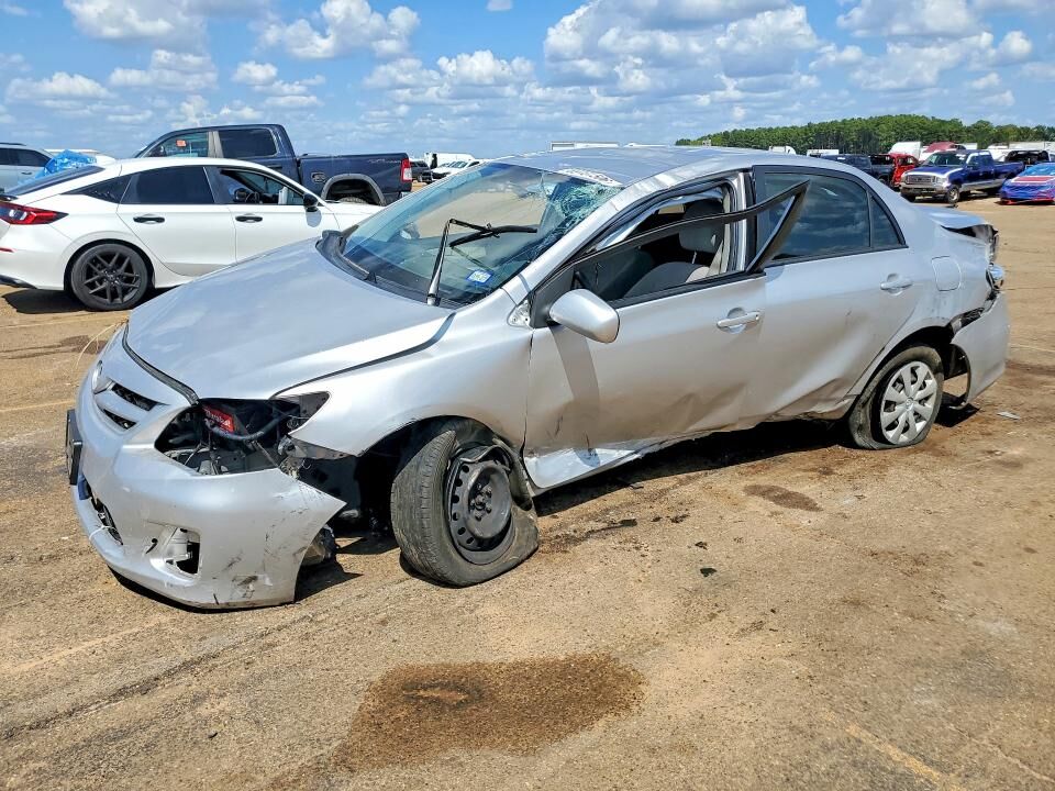 2011 TOYOTA Corolla
