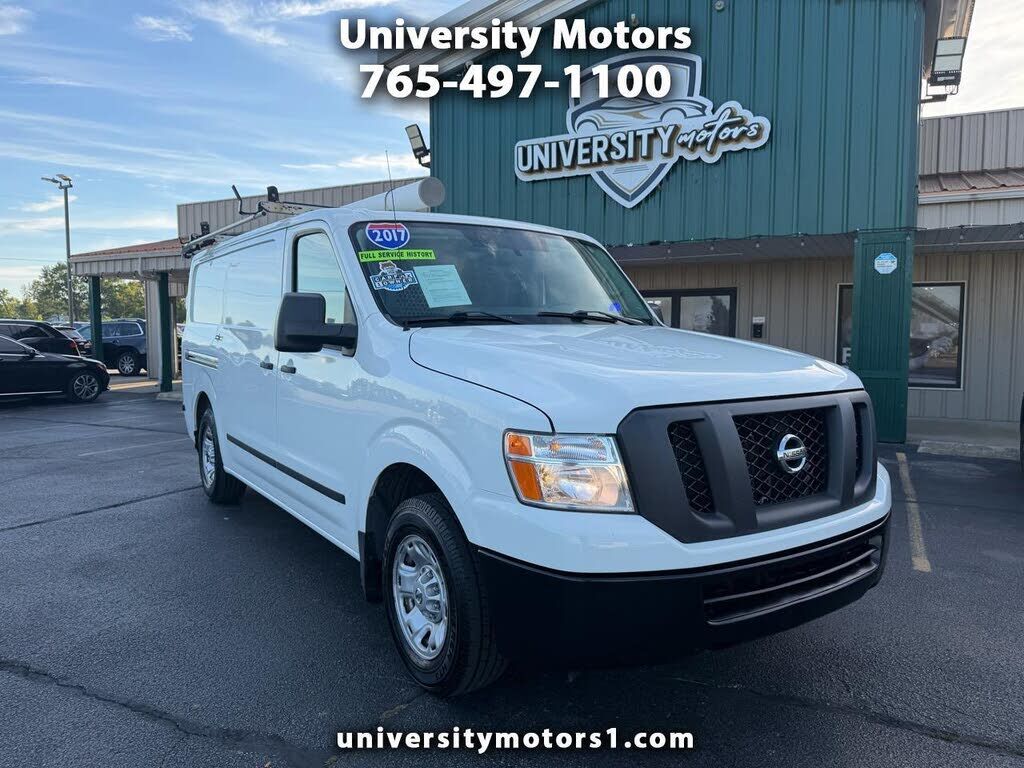 2017 NISSAN NV