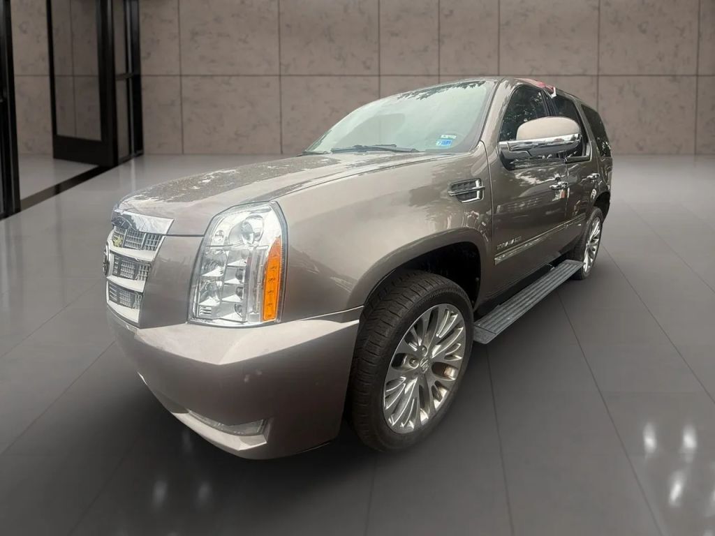 2013 CADILLAC Escalade