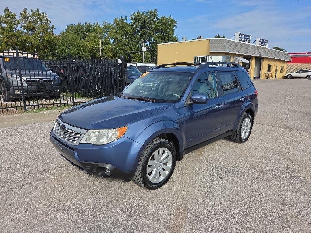 2013 SUBARU Forester