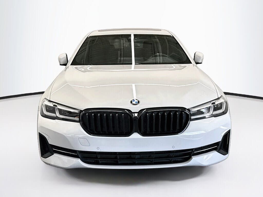 2022 BMW 530i
