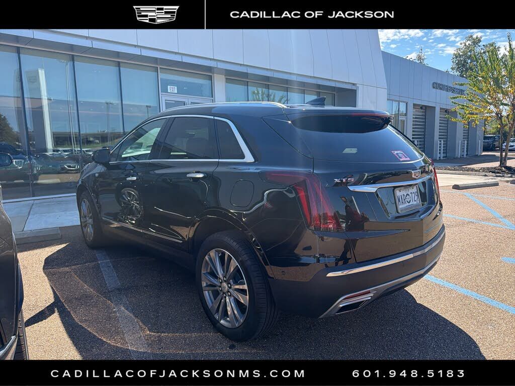 2024 CADILLAC XT5