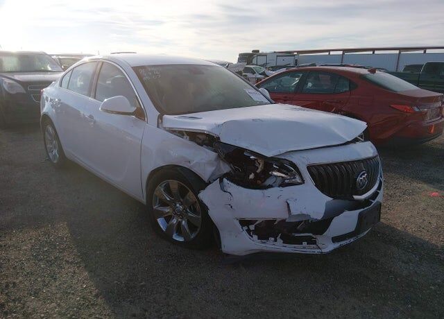 2016 BUICK Regal
