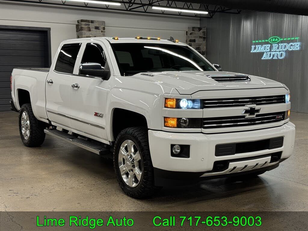 2017 CHEVROLET Silverado