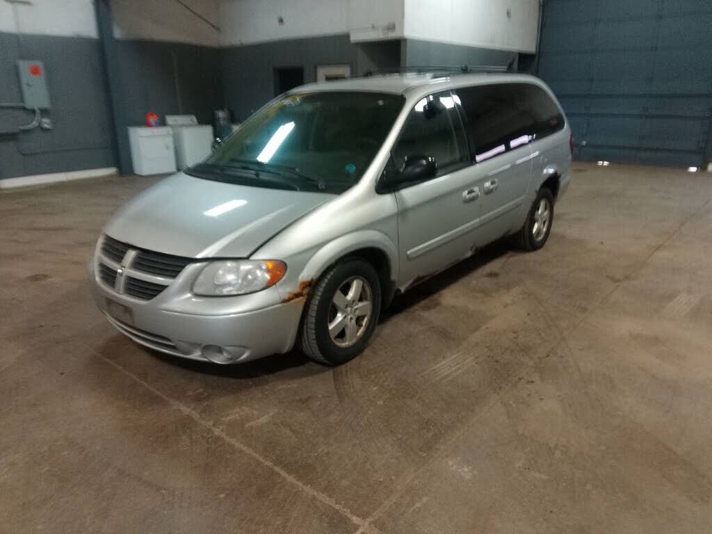 2005 DODGE Caravan