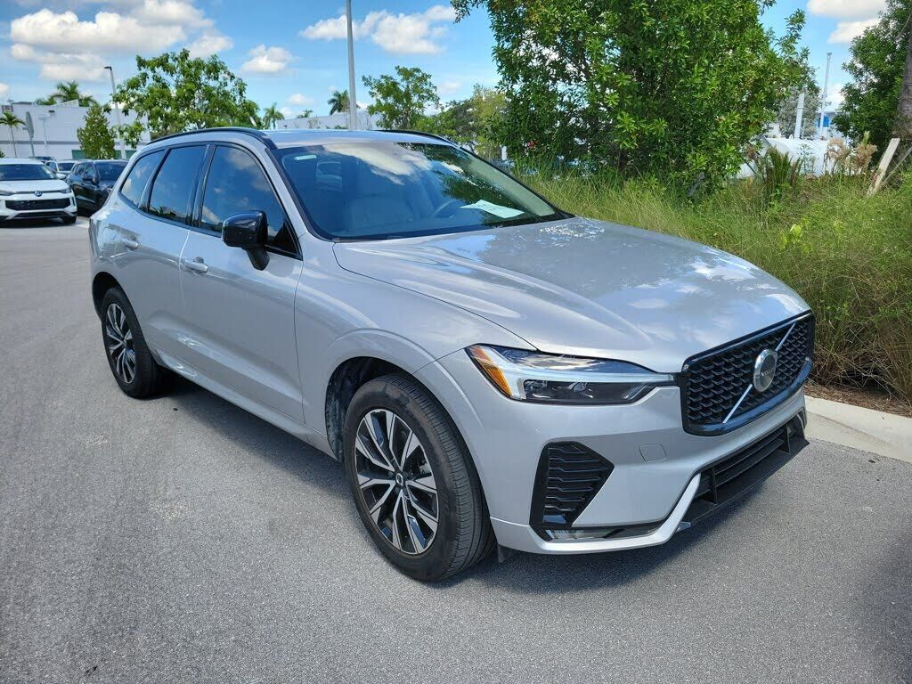 2024 VOLVO XC60