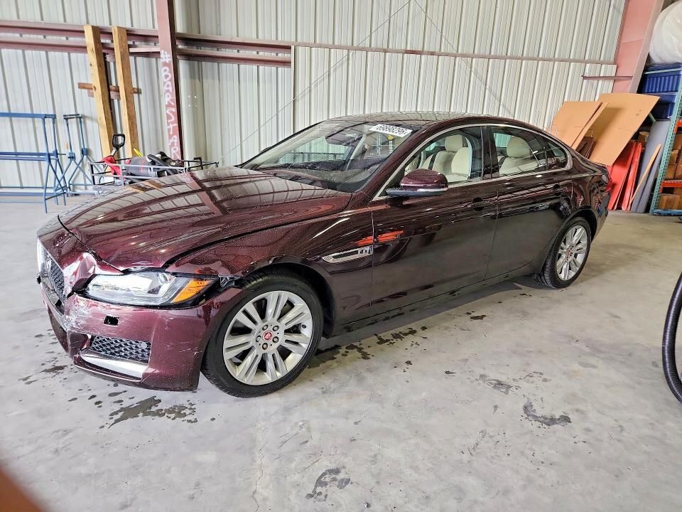 2017 JAGUAR XF