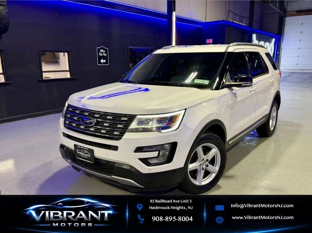 2016 FORD Explorer