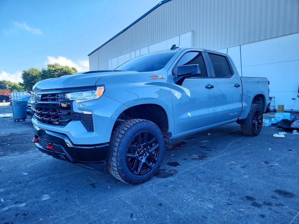2024 CHEVROLET Silverado