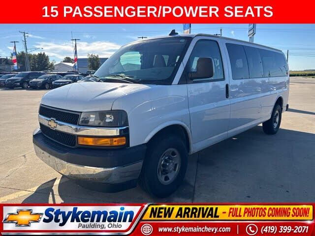 2019 CHEVROLET Express