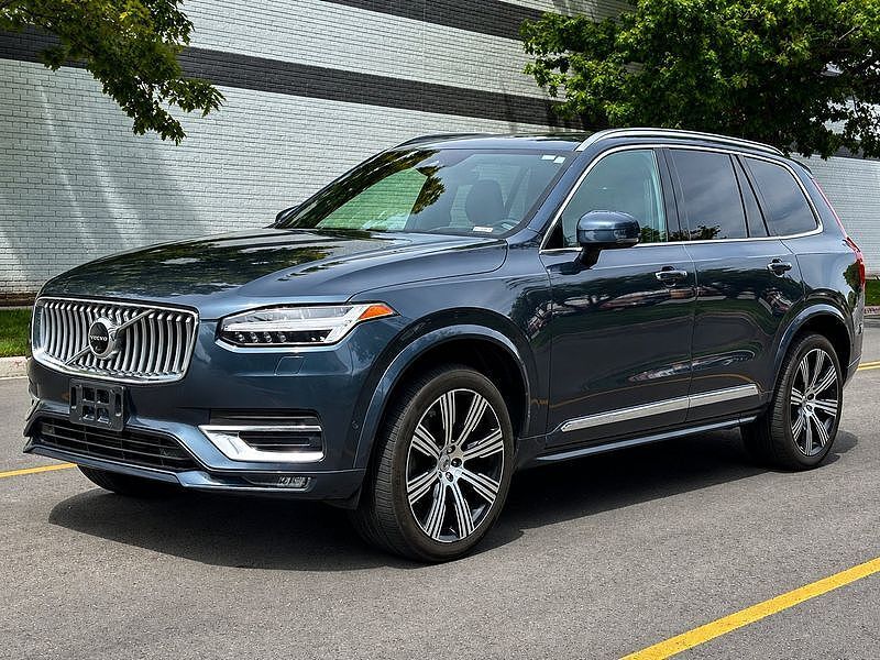 2020 VOLVO XC90