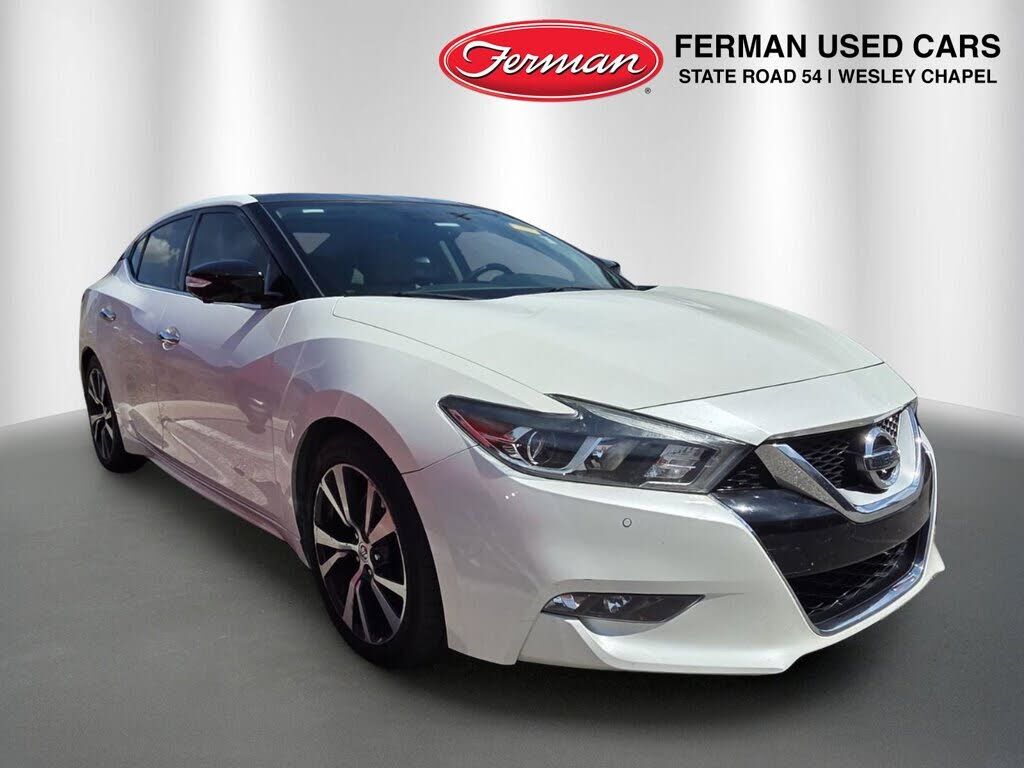 2017 NISSAN Maxima