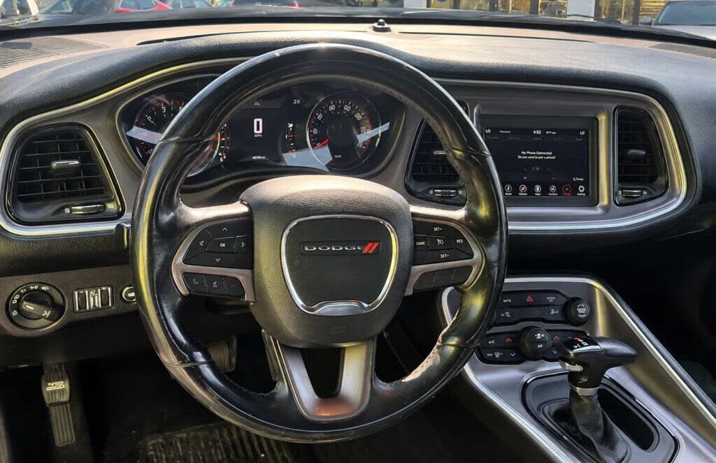 2019 DODGE Challenger