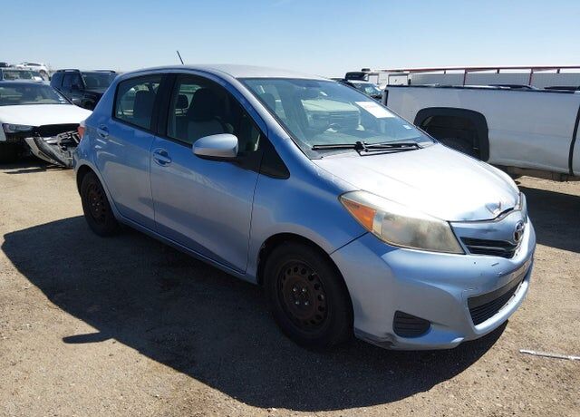 2013 TOYOTA Yaris