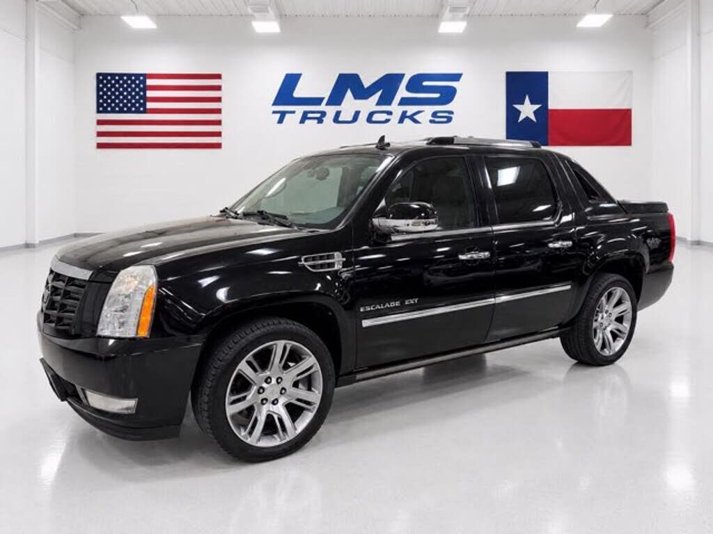 2011 CADILLAC Escalade