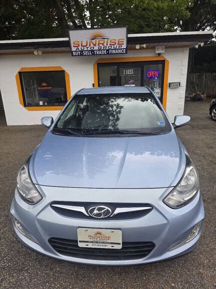 2012 HYUNDAI Accent