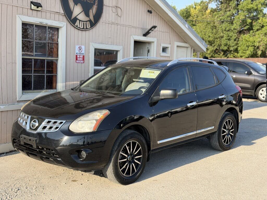2015 NISSAN Rogue