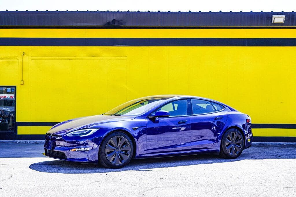 2022 TESLA Model S