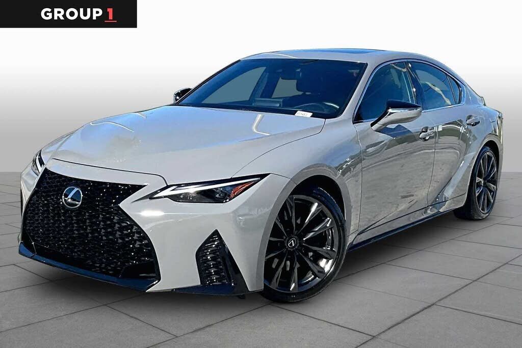 2025 LEXUS IS