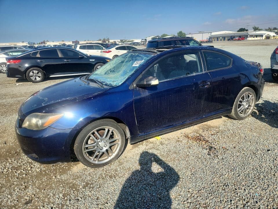 2010 TOYOTA SCION