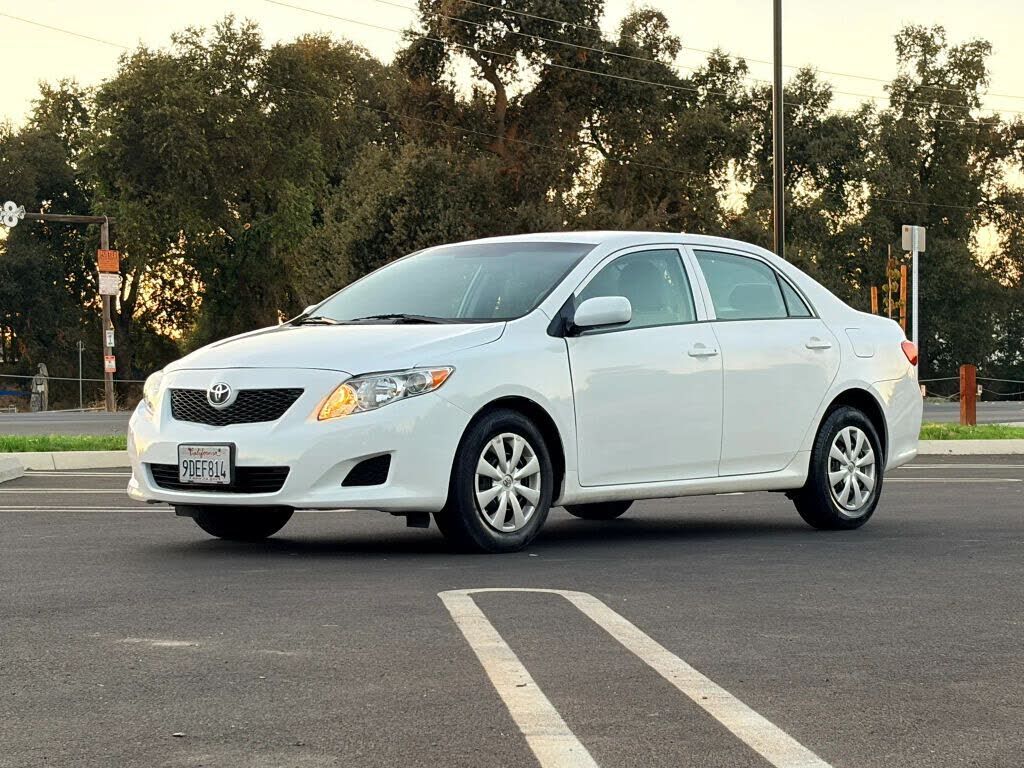 2010 TOYOTA Corolla