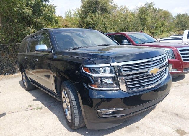 2016 CHEVROLET Suburban