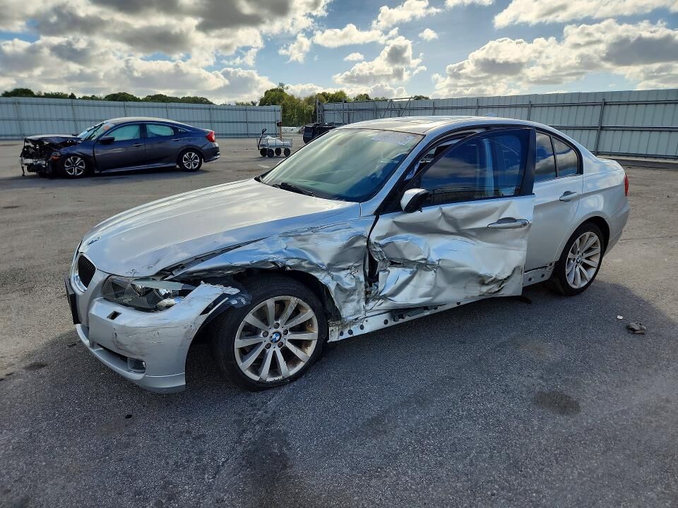 2011 BMW 3 Series