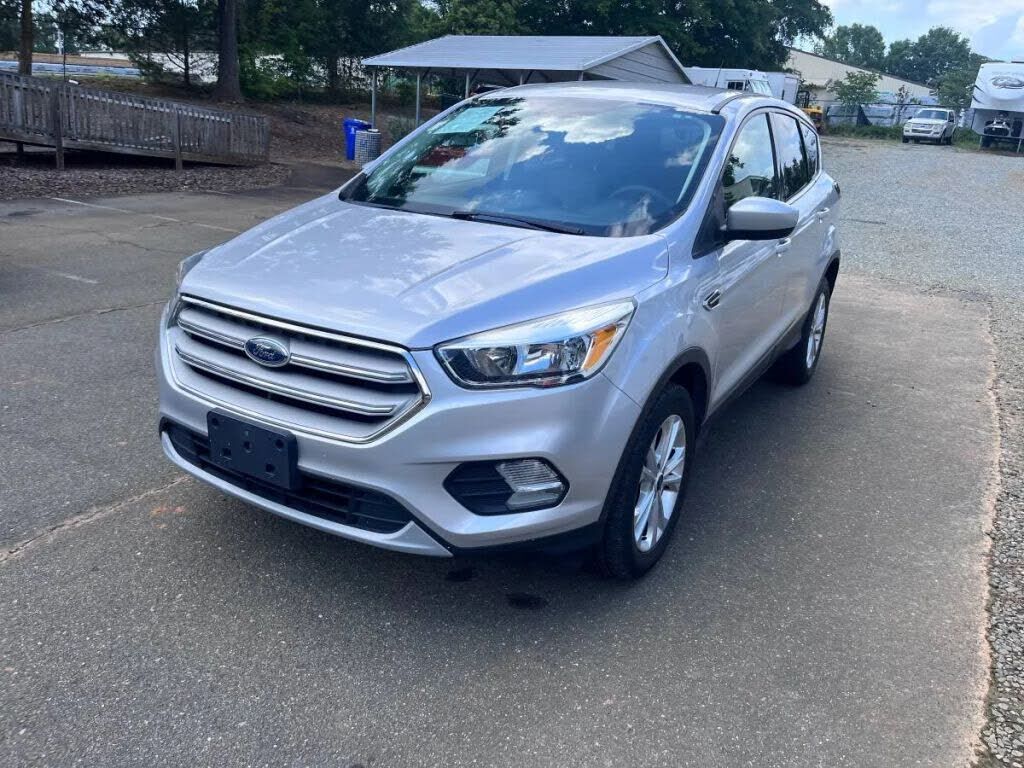 2019 FORD Escape