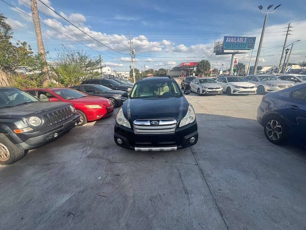 2013 SUBARU Outback