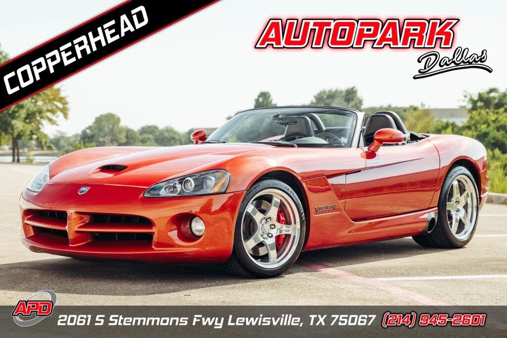 2005 DODGE Viper