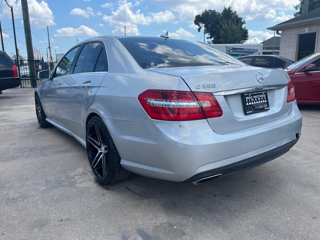 2010 Mercedes-Benz E-Class