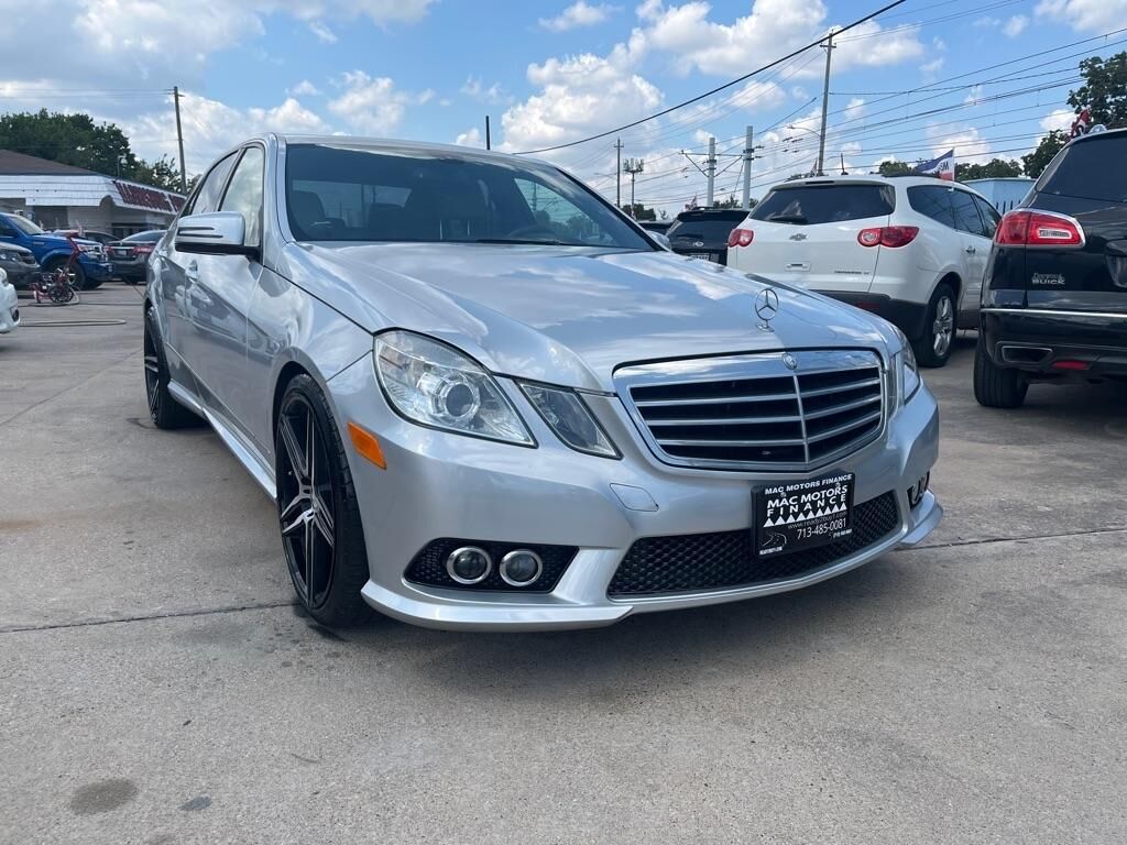2010 MERCEDES-BENZ E-Class