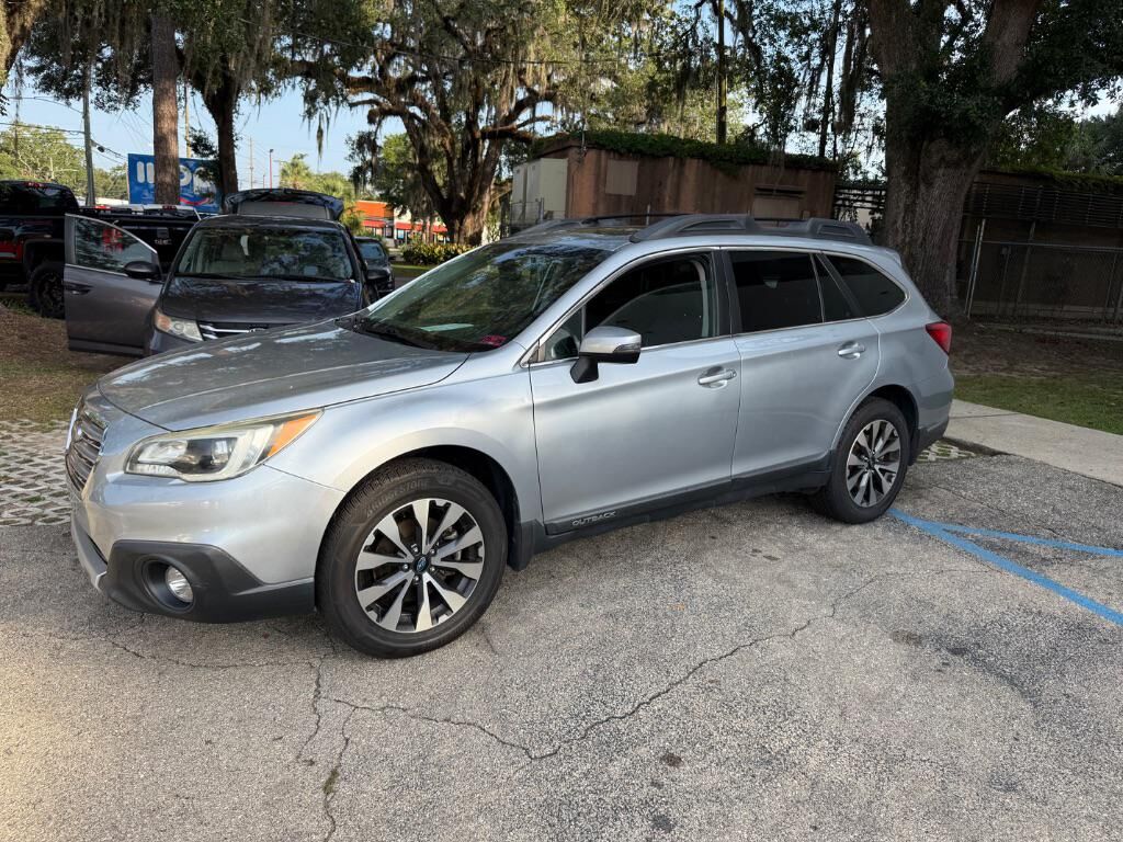 2016 SUBARU Outback
