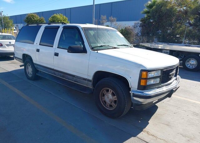 1999 GMC Suburban