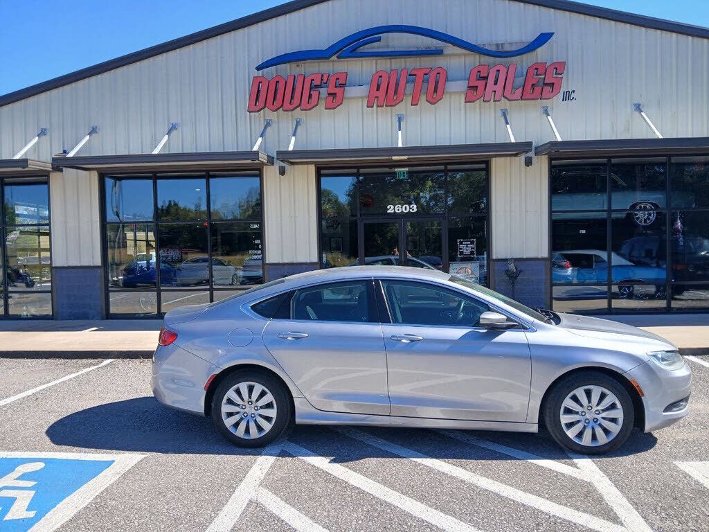 2015 CHRYSLER 200